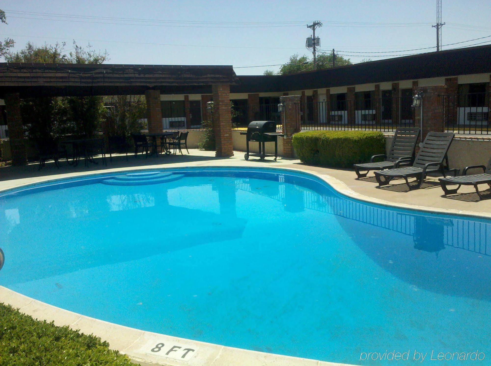 Hotel Vernon Bagian luar foto